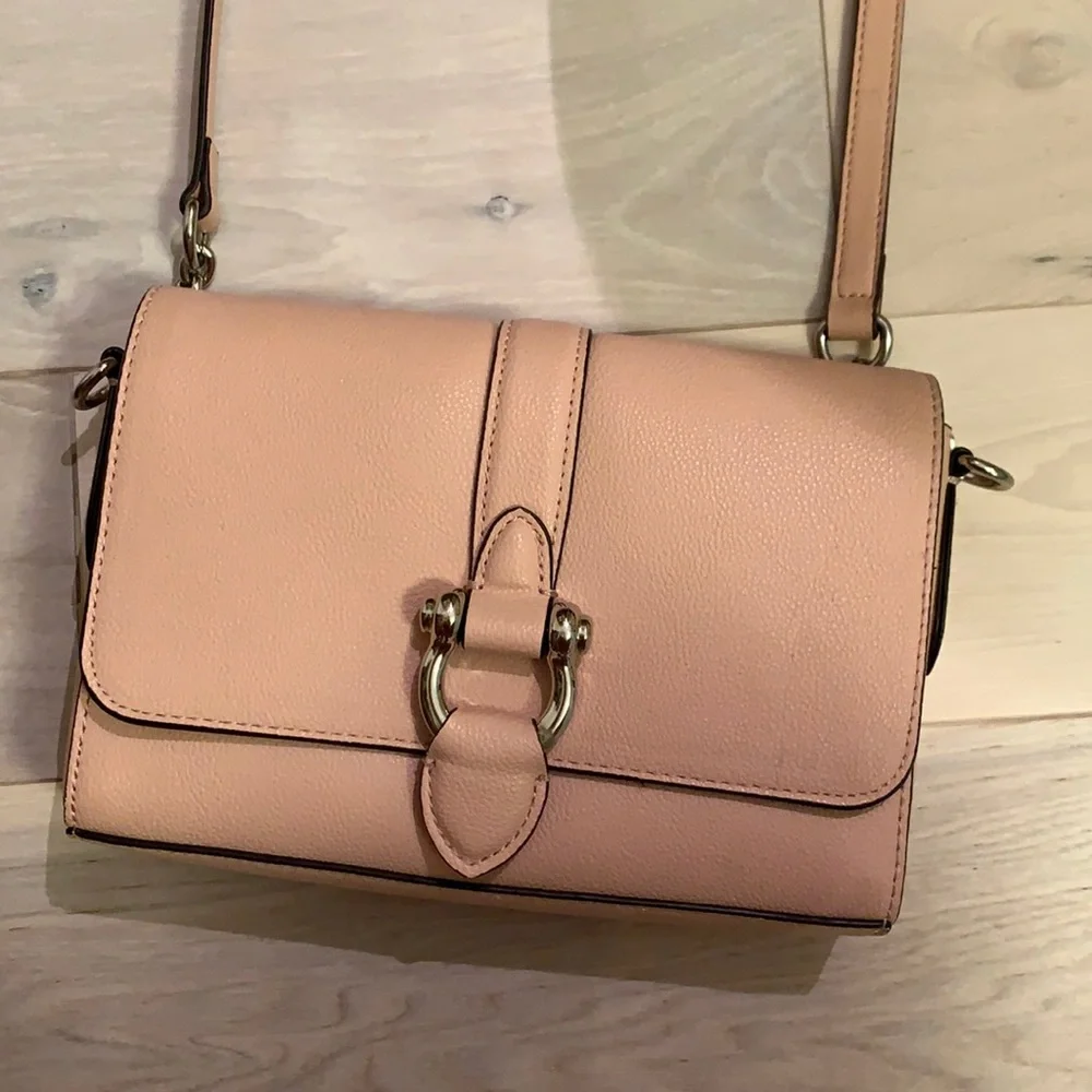Chaps pink mauve cross body bag. - Picture 1 of 8
